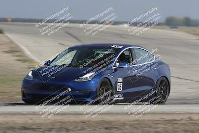 media/Oct-19-2025-Speed Ventures (Sun) [[a6e7fe67be]]/TC A/Session 2 (Outside Grapevine)/